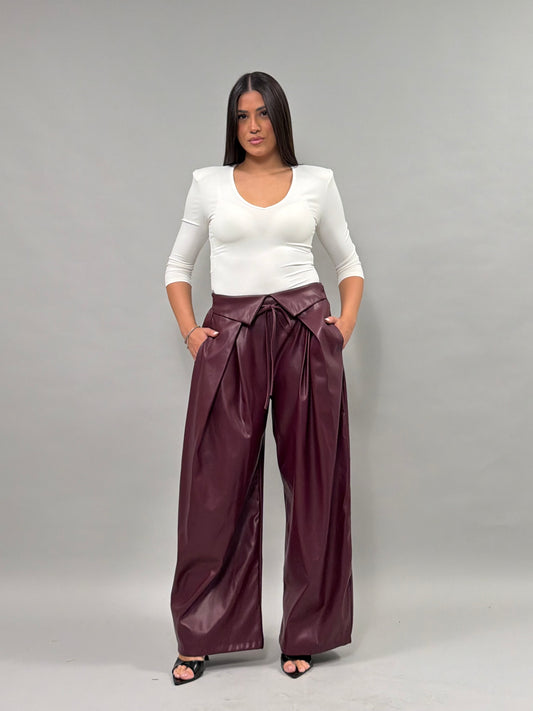 Pantalone Bust